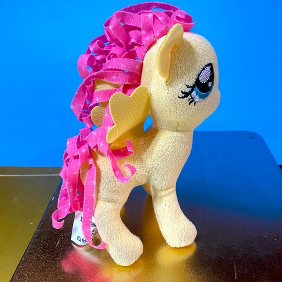 MY LITTLE PONY 2016 FLUTTERSHY FRIENDSHIP IS MAGIC PONY PLUSH PINK/STAR HAIR - Picture 6 of 14